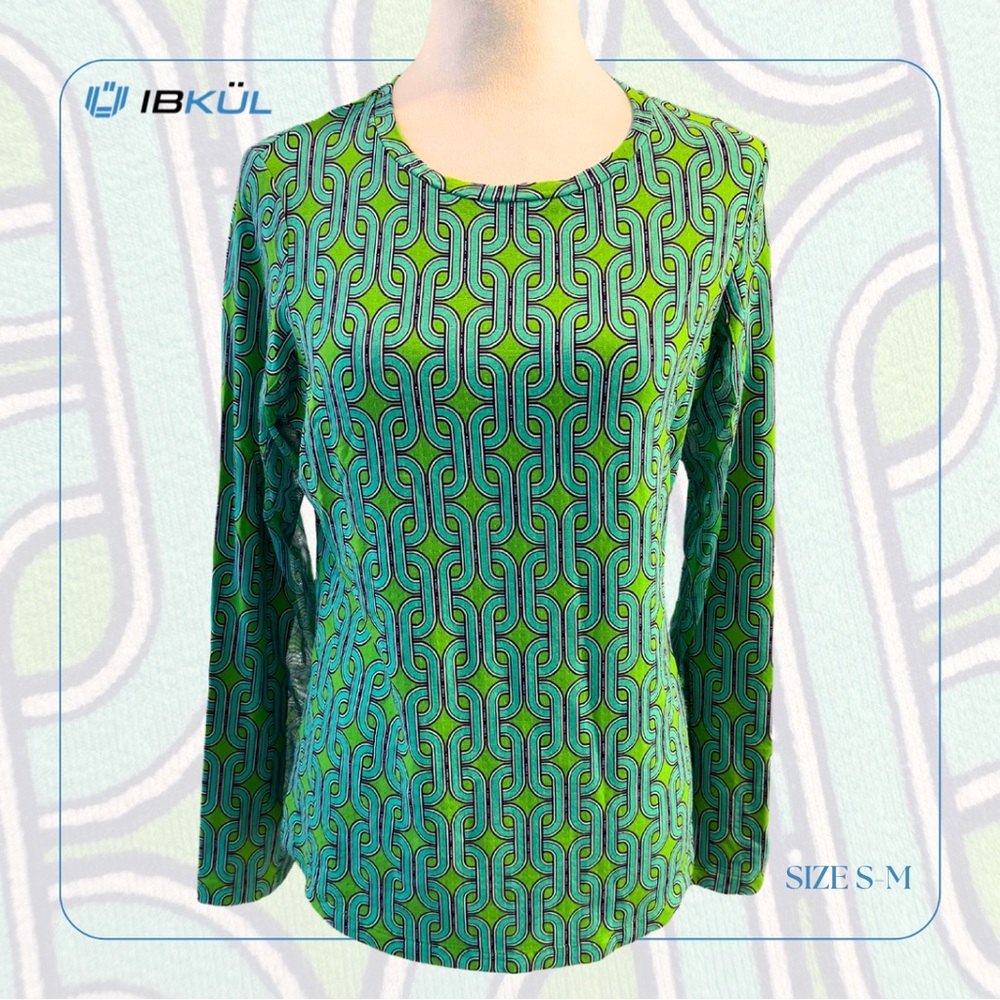IBKÜL Long Sleeve Crew Neck Top in size S (fits also M) in excellent condition.